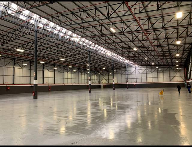 3,450M² FACTORY TO LET IN EPPING INDUSTRIAL